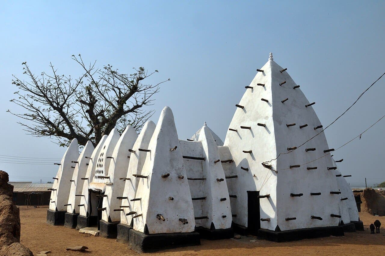Larabanga Mosque: Ghana's Oldest Mud-Walled Mosque